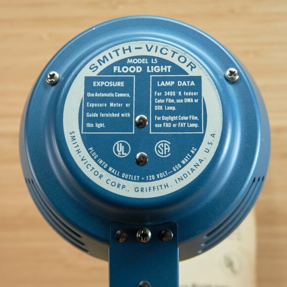 Vintage 60s Smith-Victor Compact Movie Light, Sealed Beam DWA Lamp, Made in USA - Picture 6 of 7